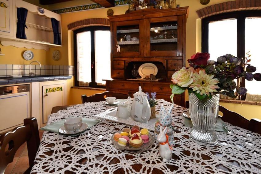 Casetta Rossa تْشيرتالدو المظهر الخارجي الصورة